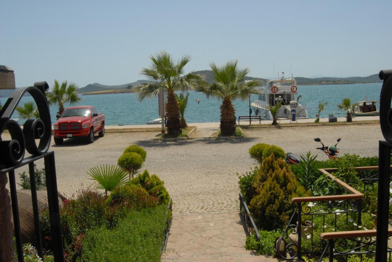 Aliye Hanim Hotel Ayvalı Extérieur photo