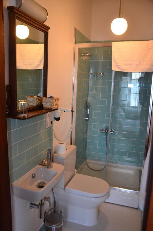 Aliye Hanim Hotel Ayvalı Extérieur photo