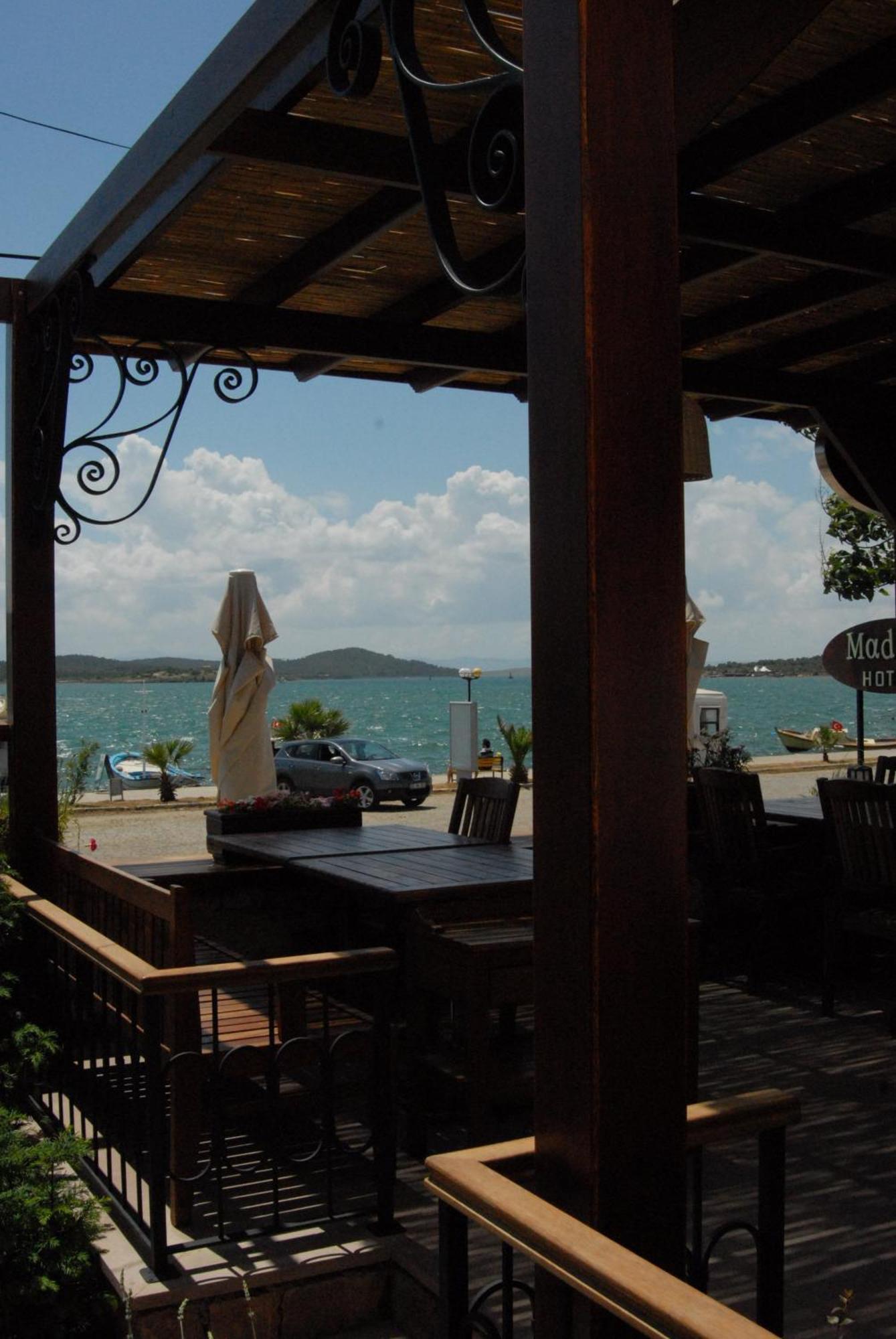Aliye Hanim Hotel Ayvalı Extérieur photo